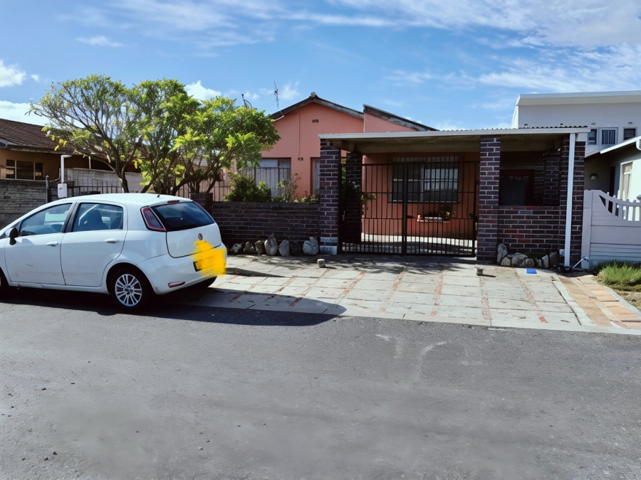 3 Bedroom Property for Sale in Rosedale Western Cape